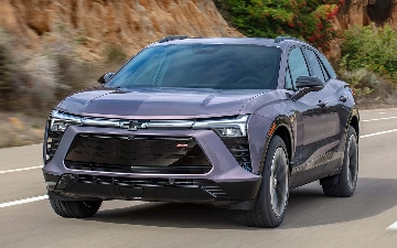 Эксперты провели тест-драйв нового Chevrolet Blazer EV RS