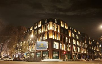 Основатель GP Group, Вахид Ерматов, представил свой новый проект — бизнес-центр Gross Plaza и рассказал об открытии в нем кофейни мирового бренда №1