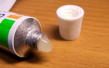 Защищает ли на самом деле оксолиновая мазь от простуды