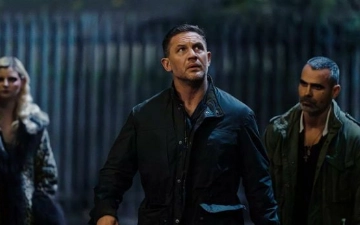 Вышел сериал «Гангстерленд» Гая Ричи с Томом Харди и Пирсом Броснаном