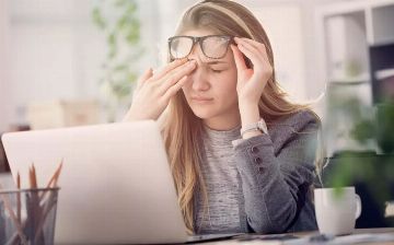 Врач назвал способ улучшить зрение за три минуты в день