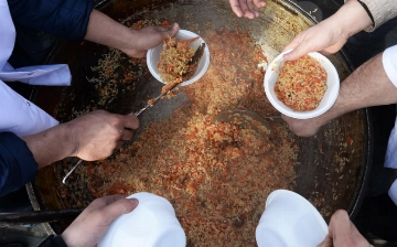 Хокимият Ташкента пять дней будет кормить жителей бесплатным пловом — локации