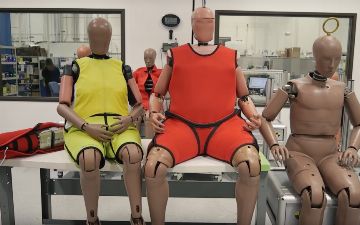 Сколько стоят манекены для краш-тестов и для чего нужно делать новые разработки?