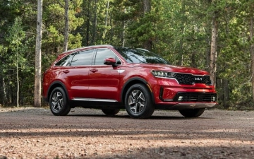 Kia презентовала гибридную версию Sorento