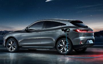 Huawei запланировал «поглощение» производителя электрокаров. Зачем это понадобилось успешному разработчику телекоммуникаций?