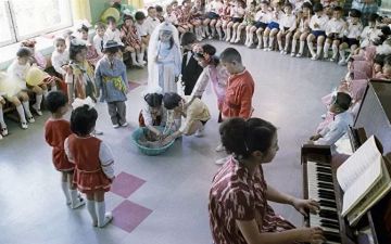 В Узбекистане матерям-одиночкам выдадут льготы на прием их детей в детсады