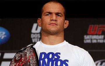 Бывший чемпион UFC рассказал об угрозах со стороны промоушена