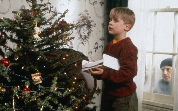 Когда лучше всего наряжать елку, чтобы привлечь в дом удачу и богатство