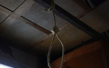 В Навои гражданин покончил жизнь самоубийством, племянник покойного утверждает, что его убили: прокуратура прокомментировала данный инцидент