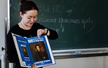 До 2030 года Узбекистан посетят порядка тысячи учителей из России