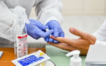 В Узбекистане разрешили завозить экспресс-тесты на антитела к COVID-19 без сертификации
