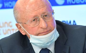 Гинцбург заявил, что о побочных действиях вакцины «Спутник V» не может быть и речи