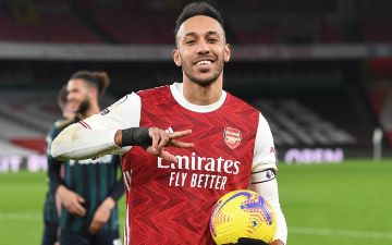 Стало известно, сколько будет зарабатывать Обамеянг в «Барселоне»