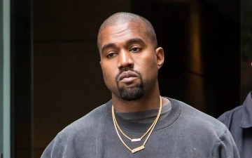 Канье Уэст эмоционально отреагировал на папарацци