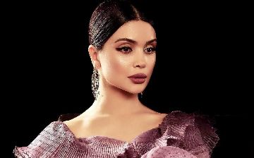 Паризода сообщила о своем состоянии после падения на снегу - видео