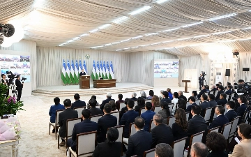 Шавкат Мирзиёев раскритиковал неэффективное использование оборудования в медцентрах 