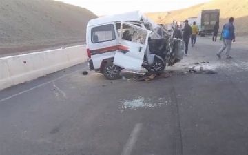 В Сухрандарьинской области «Дамас» «сложился в гармошку» после столкновения с грузовиком - видео