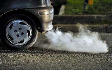 Узбекистан выбросил в атмосферу почти 300 тысяч тонн вредных отходов