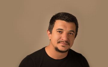 Бабур Юлдашев хотел изуродовать хейтеров своей дочери, которые раскритиковали ее за открытую одежду - видео