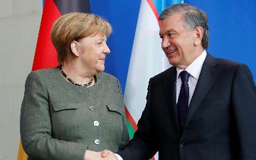 Шавкат Мирзиёев и Ангела Меркель обсудили по телефону ситуацию с Афганистаном