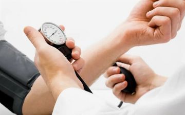 Кардиолог назвала органы-мишени для высокого давления