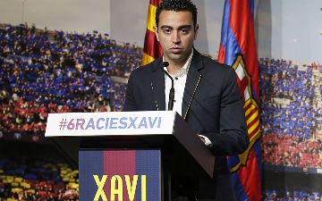 Хави знает, как справиться с кризисом в «Барсе». Ему нужны трансферы