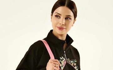 Танцовщица Паризода официально показала лицо своего сына – фото