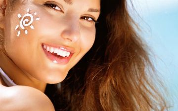 Как ухаживать за кожей летом: рассказывает SAVII