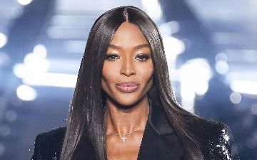 Наоми Кэмпбелл столкнулась с расовой дискриминацией 