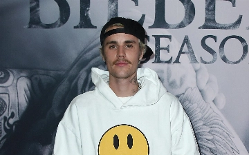 Фанаты Селены Гомес накинулись на Джастина Бибера