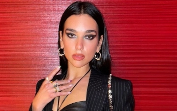 Дуа Липа вышла на люди со своим возлюбленным