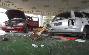 В Германии обнаружили заброшенный автосалон с машинами LADA и Kia