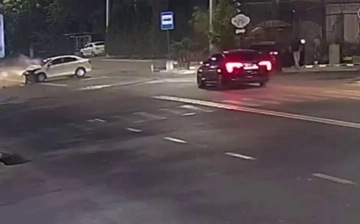 В Ташкенте Tracker влетел в Cobalt, есть пострадавший