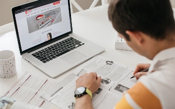 В Узбекистане молодежь начнут материально поощрять за изучение языков