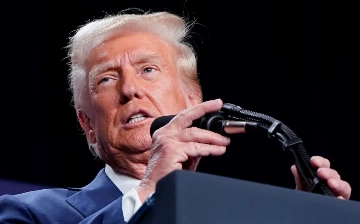 «Мы следим за этой ситуацией». Трамп пригрозил Ирану из-за протестов