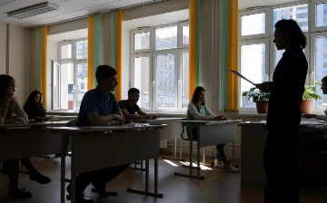 В России предложили ввести платное обучение в школах для детей мигрантов