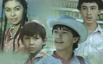 Спустя 34 года: Достон Убайдуллаев показал поселок, в котором снимали легендарный фильм Tangalik bolalar