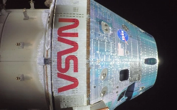 Космический корабль «Орион» вышел на траекторию возвращения на Землю