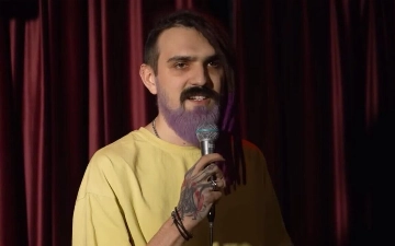 Комика Артемия Останина могут посадить за шутку об инвалидах