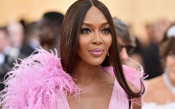 В сети появились первые фотографии дочери Наоми Кэмпбелл