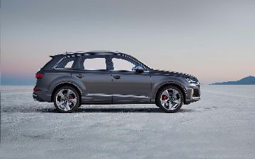 Audi Q9: все подробности о самом большом и дорогом кроссовере