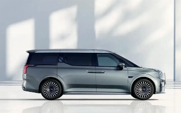 Zeekr презентовал обновленный минивэн 009