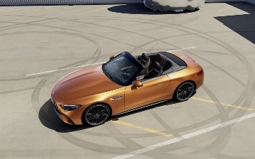 Mercedes презентовал AMG SL 63 Manufaktur Big Sur
