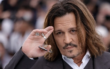 В сети появился первый кадр с Джонни Деппом в фильме «Пьяница»