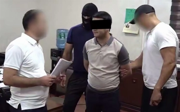 Задержан зампрокурора Гулистана, потребовавший $10 тысяч за помощь по уголовному делу