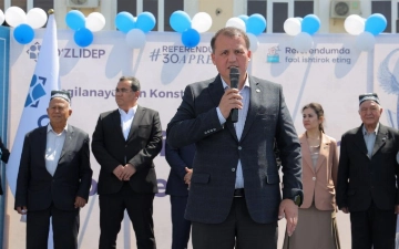 УзЛиДеП провел в Гиждуване агитационное мероприятие, посвященное обновлению Конституции