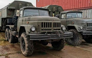 Для Ташкента в самый раз: на продажу выставили уникальный «ЗИЛ» со встроенным хлебозаводом