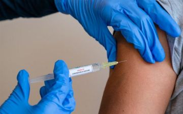 Мужчине по ошибке вкололи «Спутник V» вместо прививки от гепатита