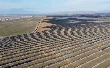 Солнечные станции с использованием технологий TrinaTracker в Самарканде и Джизаке подключены к сети