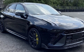 Lynk &amp; Co презентовал самую мощную версию модели 03